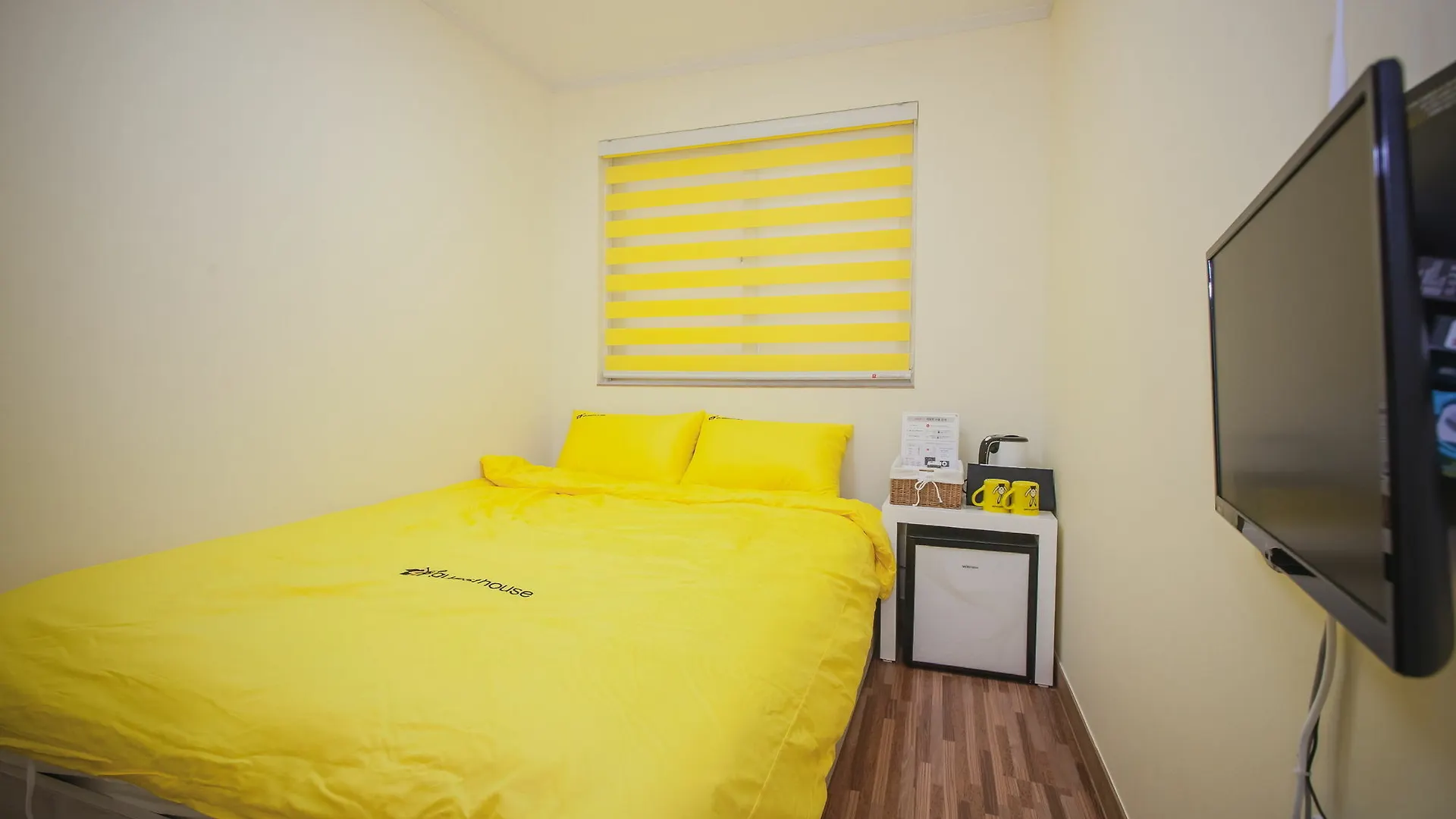 Hotel 24 Guesthouse Haeundae Premier Busan